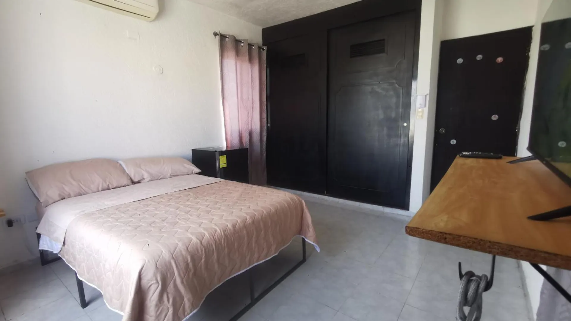 Apartment Piso Completo. Hasta 9 Personas. Norte Mid Merida
