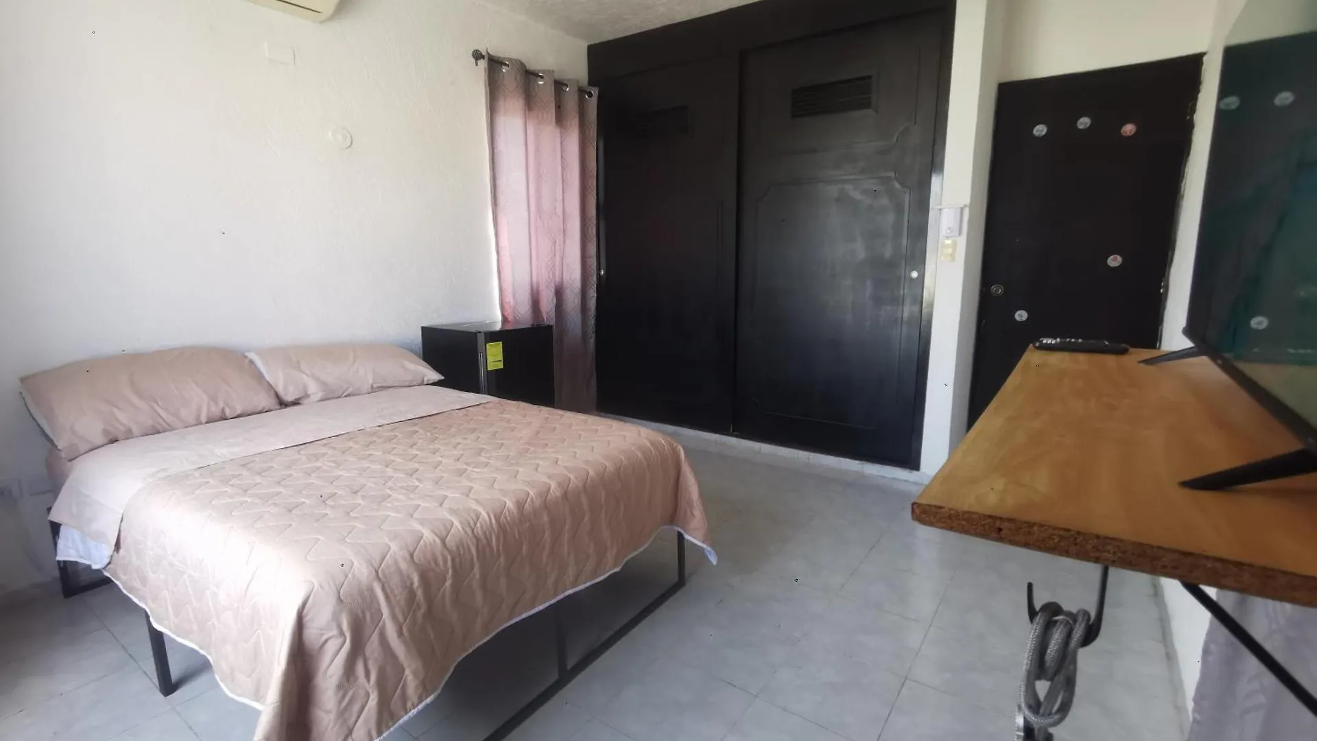 Apartment Piso Completo. Hasta 9 Personas. Norte Mid Merida